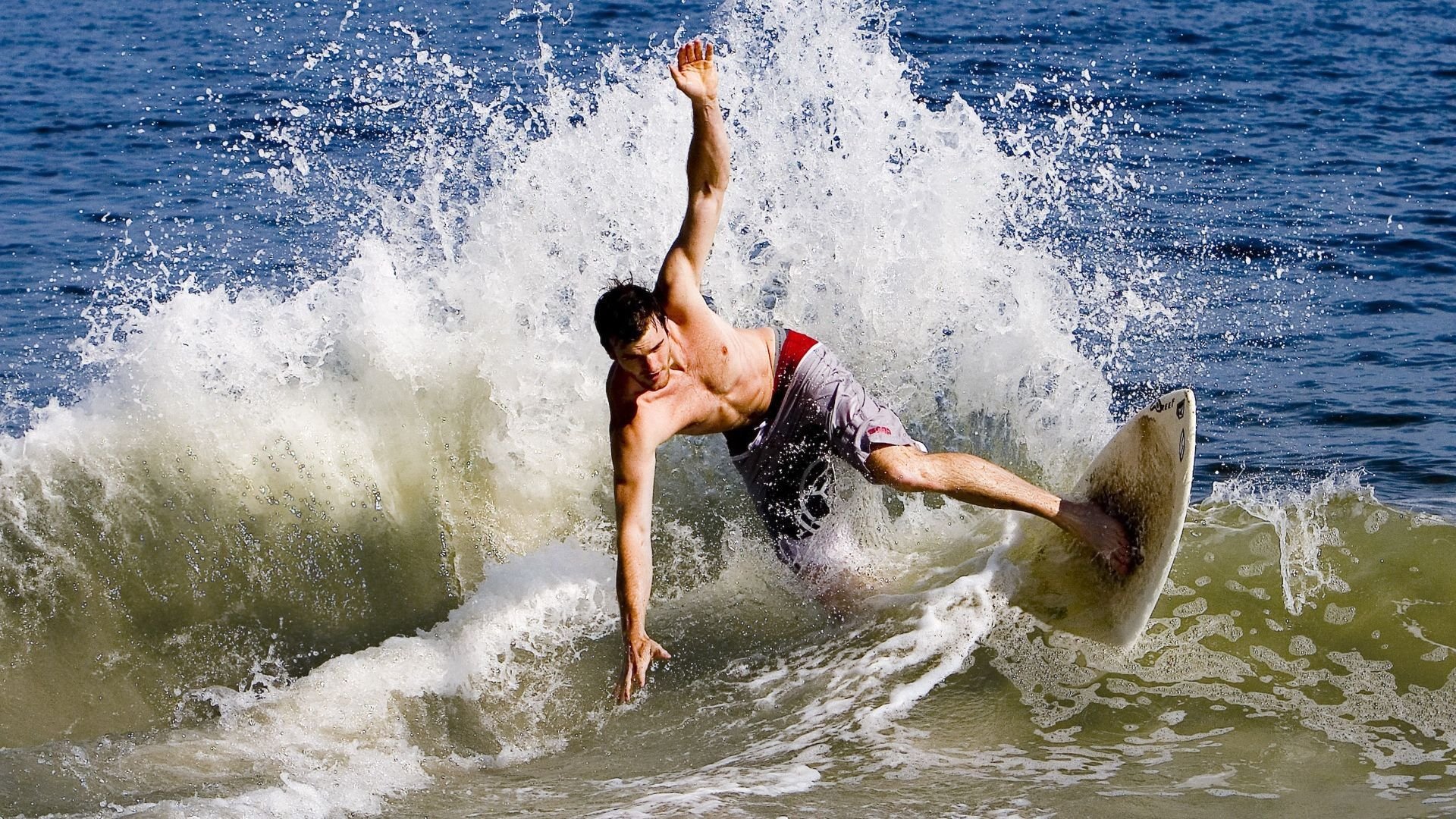 KAIYUNAPP-苏炳添体验高原训练对心肺影响较大，苏炳添原地跳高